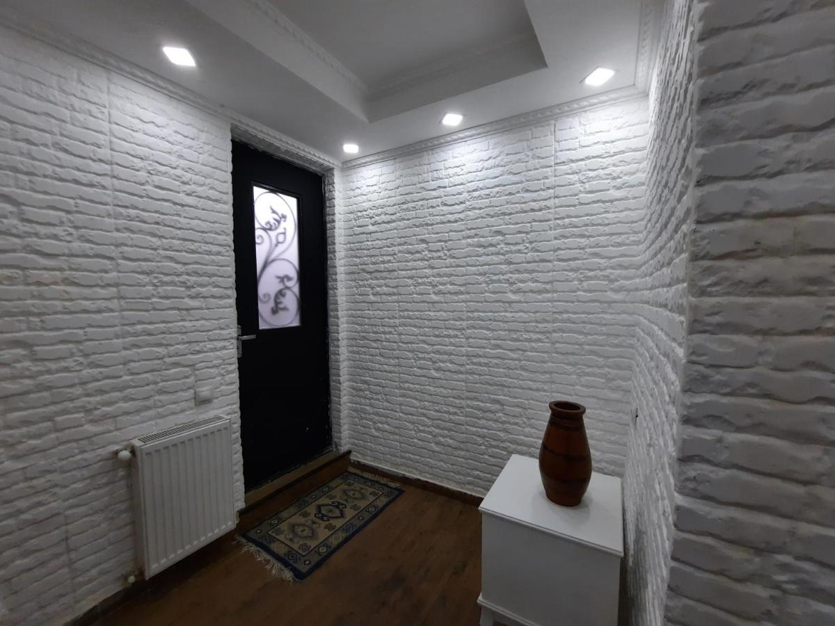 Ferienwohnung G&M Tbilisi Exterior foto